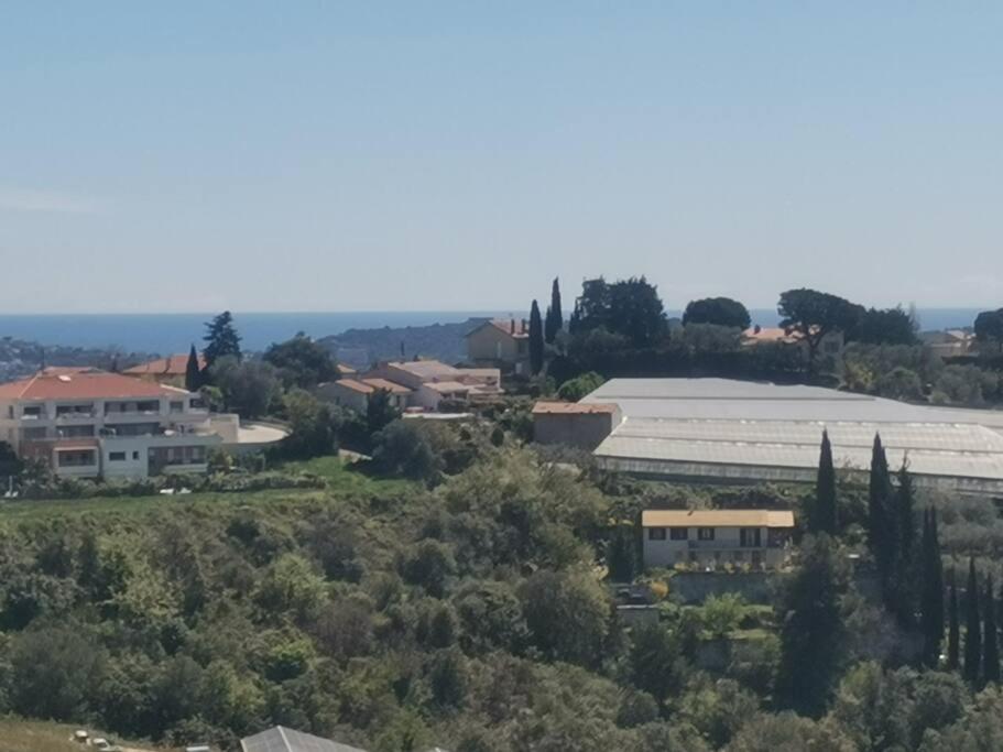 Hébergement de vacances Maison Traditionnelle Sur Les Collines Nicoises *